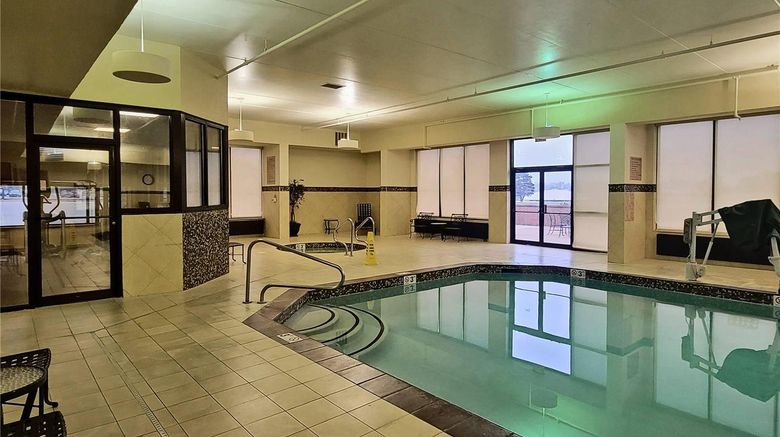 <b>Radisson Hotel Cedar Rapids Pool</b>. Images powered by <a href="https://iceportal.shijigroup.com/" title="IcePortal" target="_blank">IcePortal</a>.
