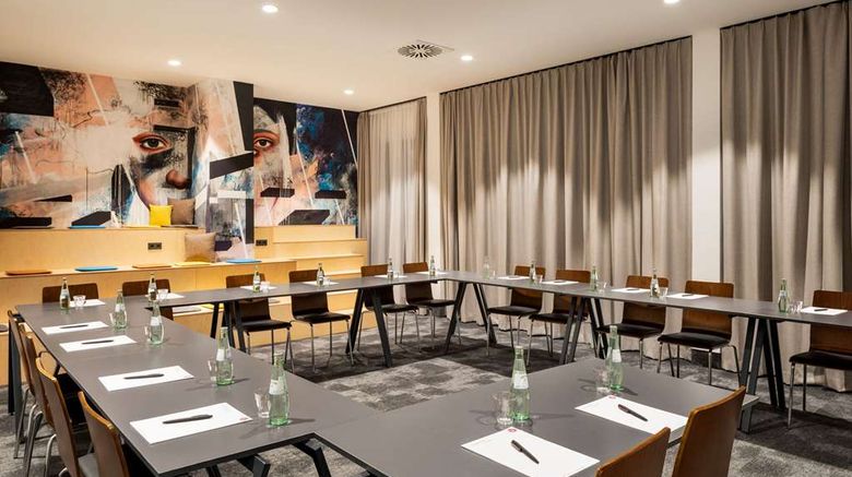 <b>Vienna House Easy by Wyndham Meeting</b>. Images powered by <a href="https://iceportal.shijigroup.com/" title="IcePortal" target="_blank">IcePortal</a>.