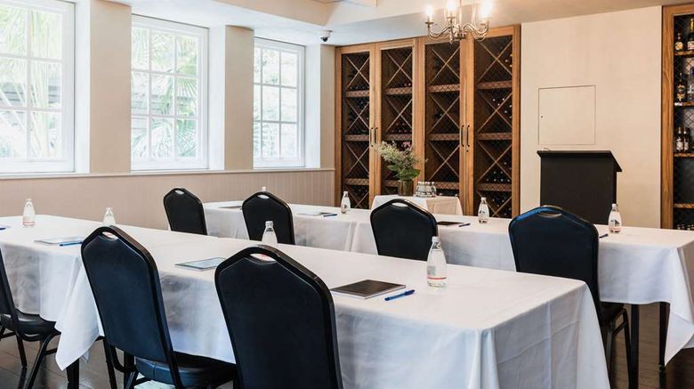 <b>The Tank Stream Hotel Meeting</b>. Images powered by <a href="https://iceportal.shijigroup.com/" title="IcePortal" target="_blank">IcePortal</a>.