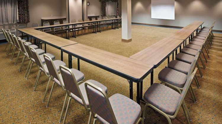 Country Inn and Suites by Radisson Lansing Meeting