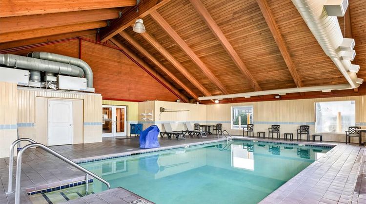 Super 8 by Wyndham Sturtevant/Racine Pool