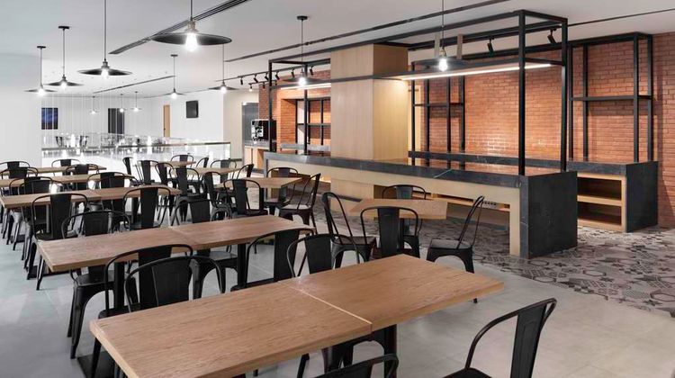 Park Inn By Radisson Makkah Thakher Restaurant