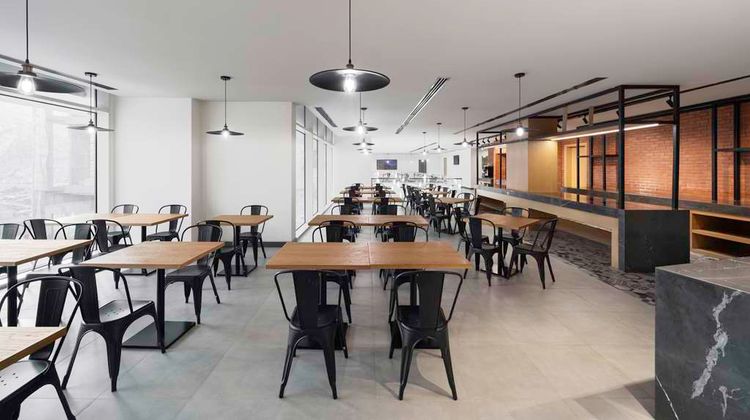 Park Inn By Radisson Makkah Thakher Restaurant