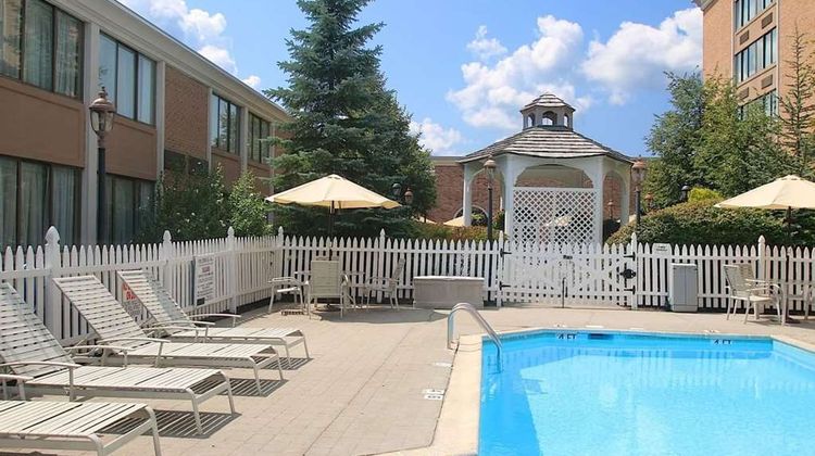 Ethan Allen Hotel Pool