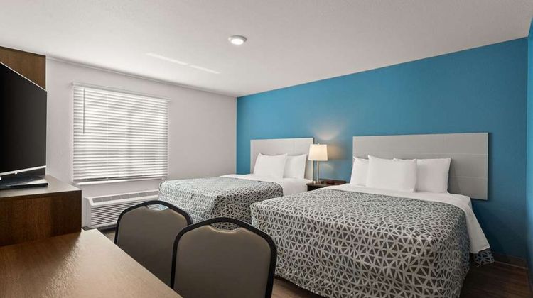 WoodSpring Suites Greeley Room