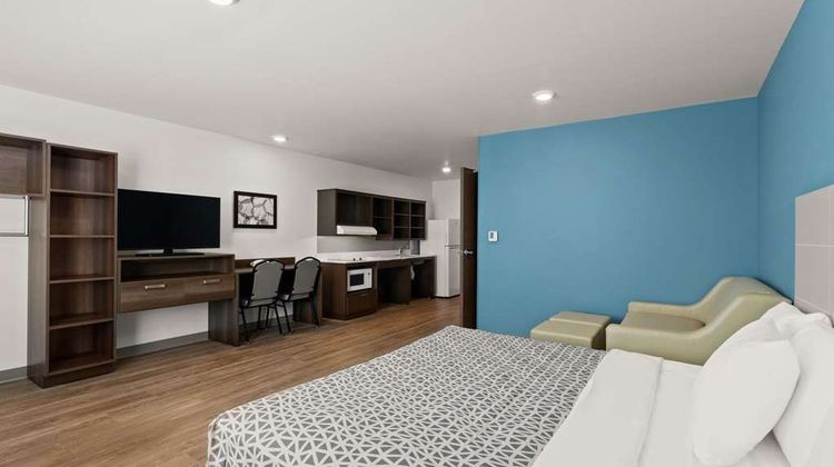WoodSpring Suites Greeley Room