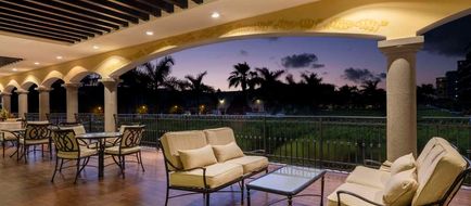Grand Residences, Registry Collection Lobby