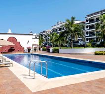 Grand Residences, Registry Collection Pool