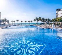 Grand Residences, Registry Collection Pool