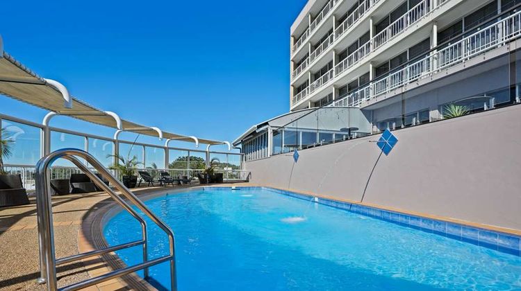 The Gladstone Central Hotel Pool