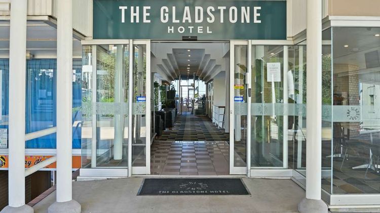 The Gladstone Central Hotel Lobby