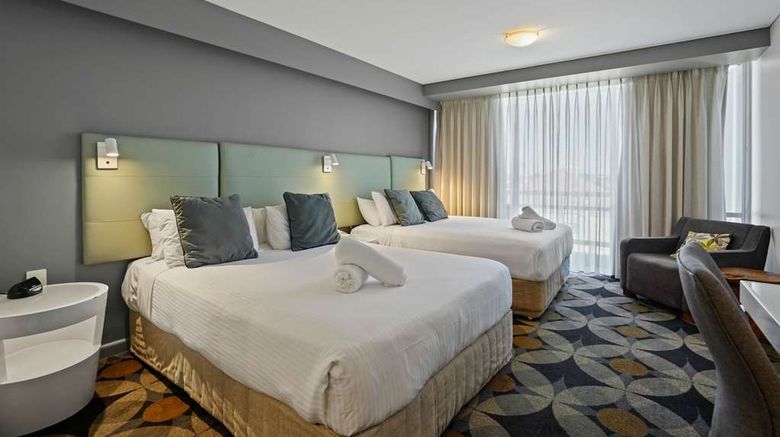 <b>The Gladstone Central Hotel Room</b>. Images powered by <a href="https://iceportal.shijigroup.com/" title="IcePortal" target="_blank">IcePortal</a>.
