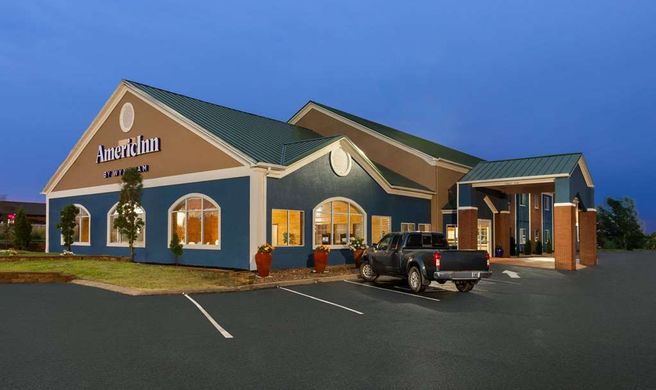 AmericInn & Suites Exterior