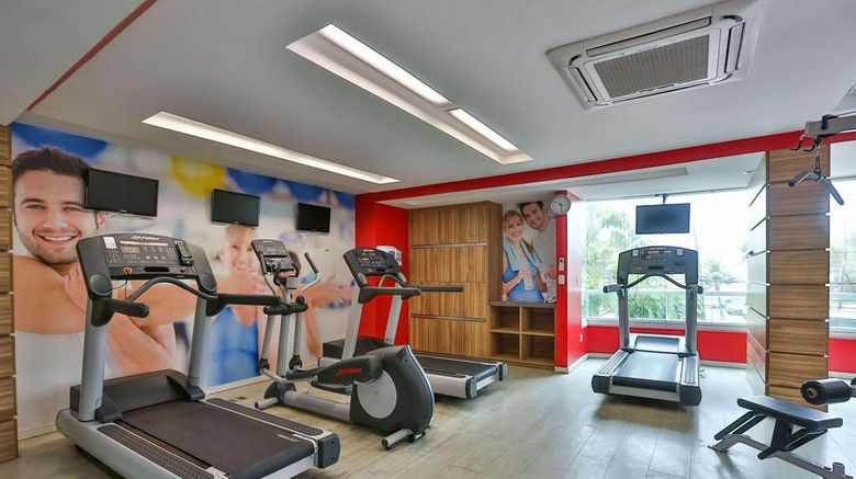 <b>Radisson Hotel Recife Health</b>. Images powered by <a href="https://iceportal.shijigroup.com/" title="IcePortal" target="_blank">IcePortal</a>.
