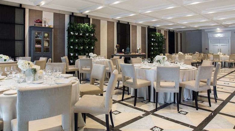 <b>Savoy Hotel and Spa Meeting</b>. Images powered by <a href="https://iceportal.shijigroup.com/" title="IcePortal" target="_blank">IcePortal</a>.