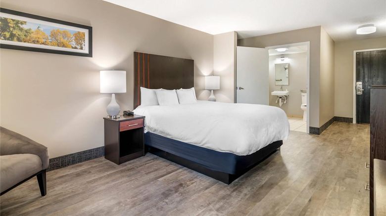 <b>Black Bear Inn, Ascend Collection Room</b>. Images powered by <a href="https://iceportal.shijigroup.com/" title="IcePortal" target="_blank">IcePortal</a>.