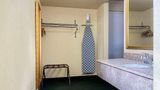 Econo Lodge Room