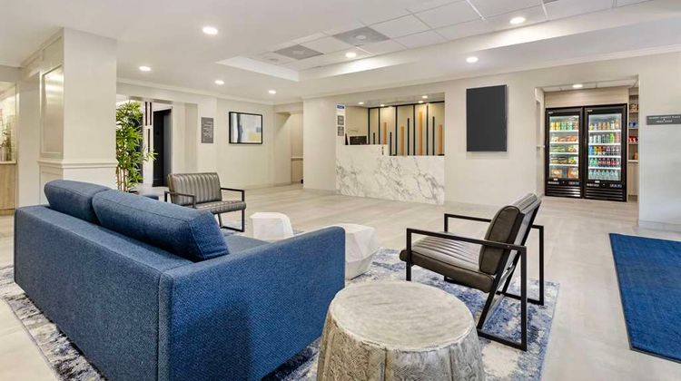 Best Western Plus Sugar Land/Stafford Lobby