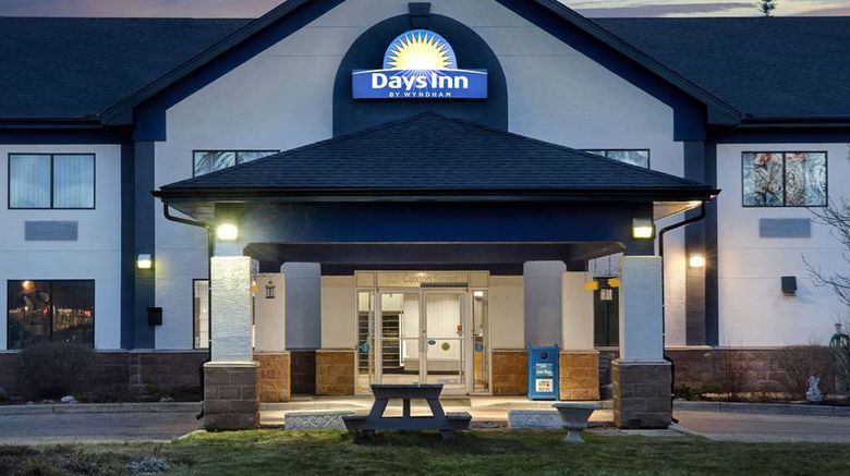 <b>Days Inn by Wyndham Whitecourt Exterior</b>. Images powered by <a href="https://iceportal.shijigroup.com/" title="IcePortal" target="_blank">IcePortal</a>.