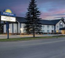 Days Inn by Wyndham Whitecourt Exterior