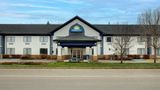 Days Inn by Wyndham Whitecourt Exterior