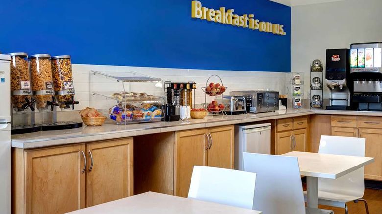 <b>Days Inn by Wyndham Whitecourt Restaurant</b>. Images powered by <a href="https://iceportal.shijigroup.com/" title="IcePortal" target="_blank">IcePortal</a>.