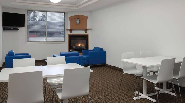 <b>Days Inn by Wyndham Whitecourt Lobby</b>. Images powered by <a href="https://iceportal.shijigroup.com/" title="IcePortal" target="_blank">IcePortal</a>.