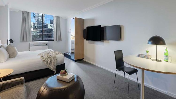 Oaks Perth Hotel Room