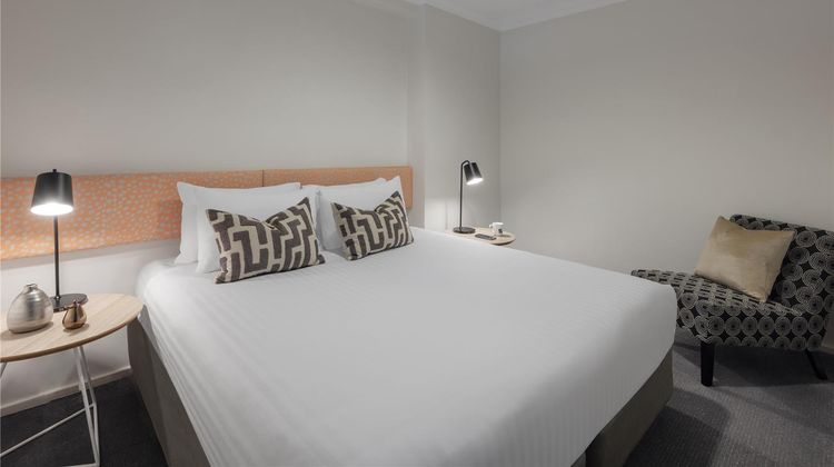 Oaks Perth Hotel Room