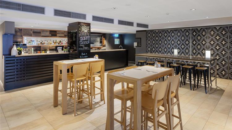 Oaks Perth Hotel Restaurant