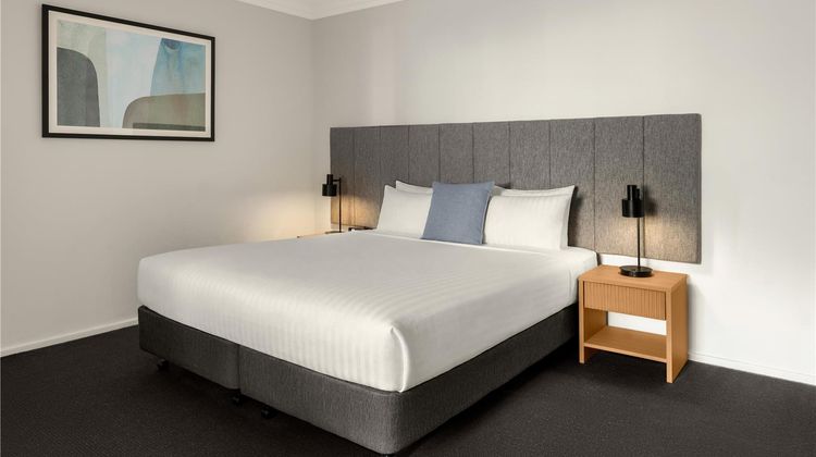 Oaks Perth Hotel Room