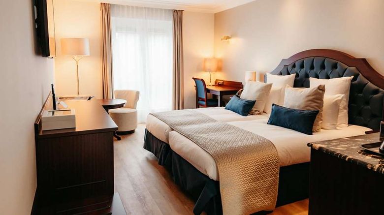 <b>Grand Hotel Karel V Room</b>. Images powered by <a href="https://iceportal.shijigroup.com/" title="IcePortal" target="_blank">IcePortal</a>.
