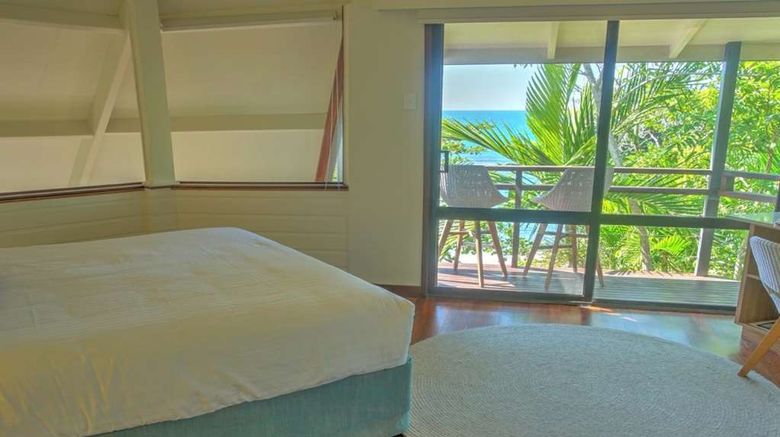 <b>Bedarra Island Resort Suite</b>. Images powered by <a href="https://iceportal.shijigroup.com/" title="IcePortal" target="_blank">IcePortal</a>.
