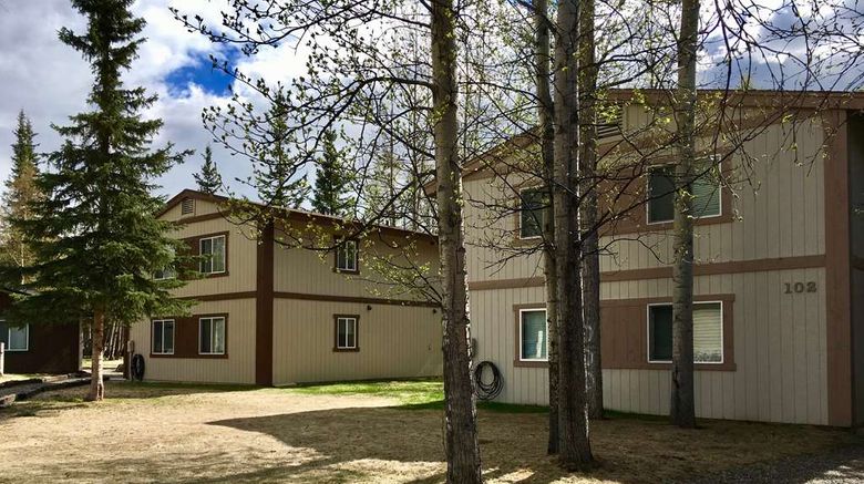 <b>Chena Hot Springs Resort Room</b>. Images powered by <a href="https://iceportal.shijigroup.com/" title="IcePortal" target="_blank">IcePortal</a>.