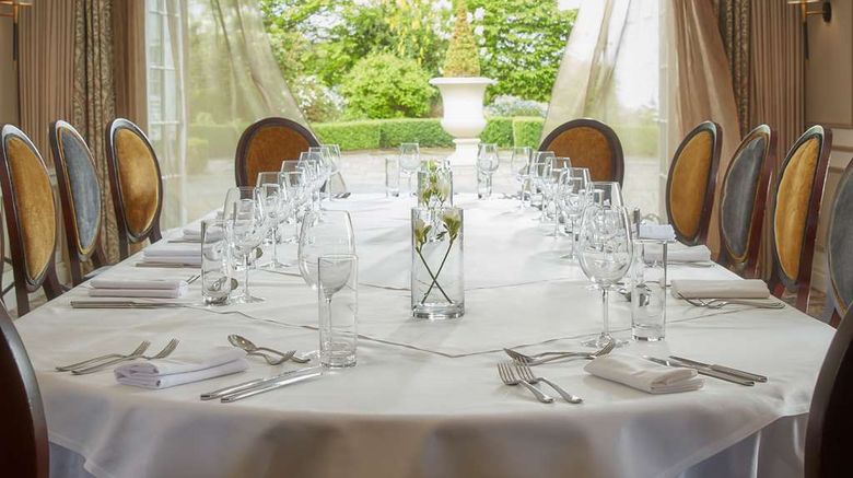 <b>The Arden Hotel and House Suite</b>. Images powered by <a href="https://iceportal.shijigroup.com/" title="IcePortal" target="_blank">IcePortal</a>.