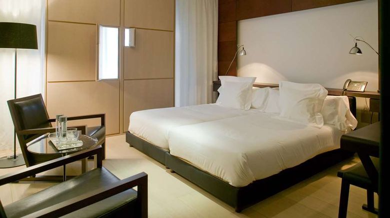 <b>Mercer Hotel Casa Torner i Guell Room</b>. Images powered by <a href="https://iceportal.shijigroup.com/" title="IcePortal" target="_blank">IcePortal</a>.