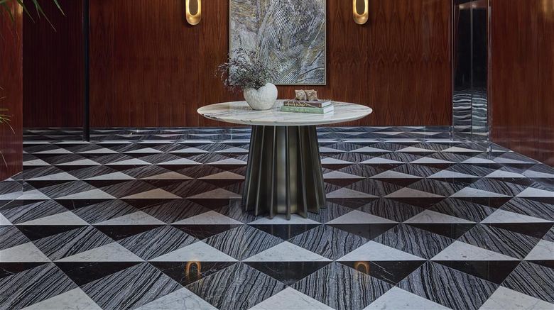 <b>Cameo Beverly Hills, LXR Hotels & Resort Lobby</b>. Images powered by <a href="https://iceportal.shijigroup.com/" title="IcePortal" target="_blank">IcePortal</a>.