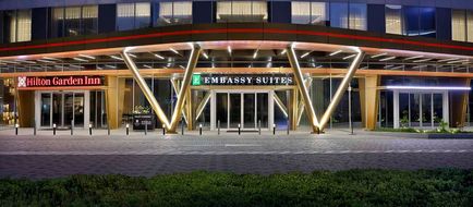 Hilton Garden Inn Dubai Business Bay Exterior