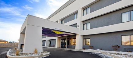 Spark by Hilton Fort Wayne Exterior