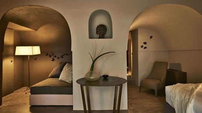 <b>Sikelia Resort Suite</b>. Images powered by <a href="https://iceportal.shijigroup.com/" title="IcePortal" target="_blank">IcePortal</a>.