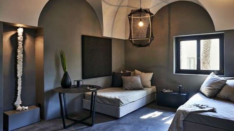 <b>Sikelia Resort Suite</b>. Images powered by <a href="https://iceportal.shijigroup.com/" title="IcePortal" target="_blank">IcePortal</a>.