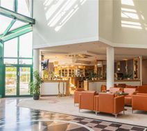 Atomis Hotel Munich Airport by Mercure Exterior