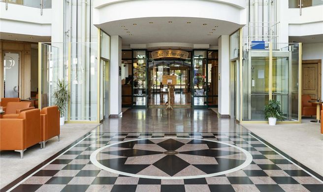 Atomis Hotel Munich Airport by Mercure Exterior