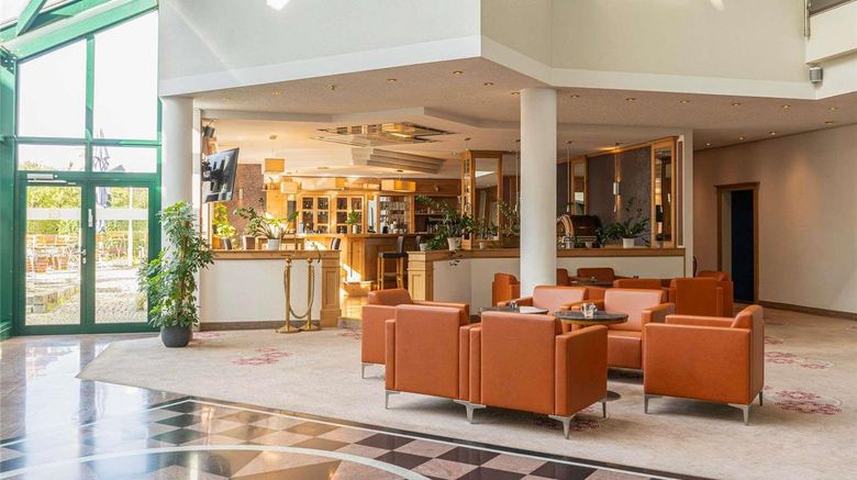<b>Atomis Hotel Munich Airport by Mercure Exterior</b>. Images powered by <a href="https://iceportal.shijigroup.com/" title="IcePortal" target="_blank">IcePortal</a>.