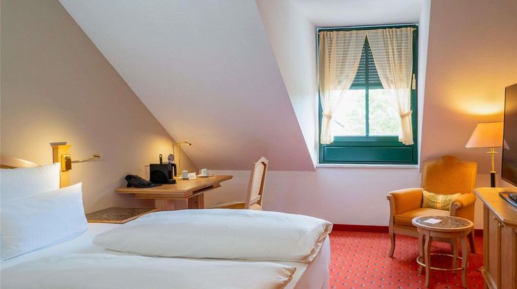 Atomis Hotel Munich Airport by Mercure Room