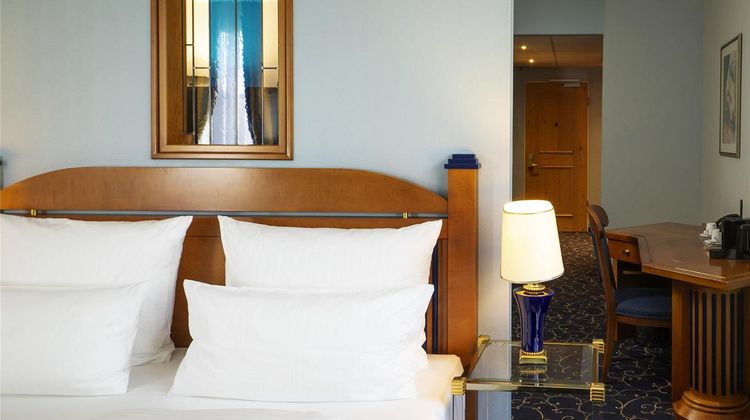 Atomis Hotel Munich Airport by Mercure Suite