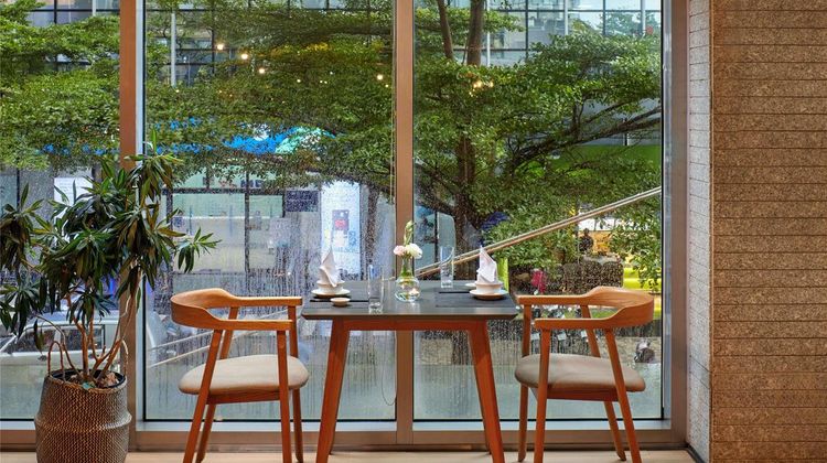 Novotel Living Saigon South Restaurant