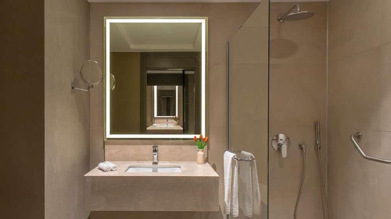 <b>Moevenpick Diyarbakir Room</b>. Images powered by <a href="https://iceportal.shijigroup.com/" title="IcePortal" target="_blank">IcePortal</a>.