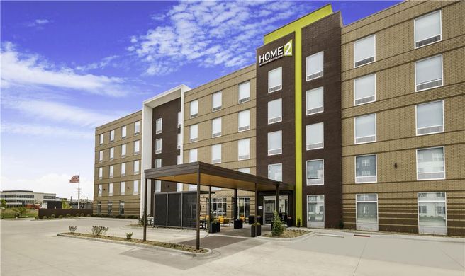 Home2 Suites Cincinnati Midtown Exterior
