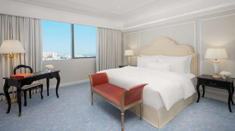 <b>The Plaza Doha, LXR Hotels & Resorts Room</b>. Images powered by <a href="https://iceportal.shijigroup.com/" title="IcePortal" target="_blank">IcePortal</a>.
